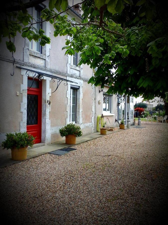 B&B Chez Annie Saint-Martin-de-Gurçon Dış mekan fotoğraf