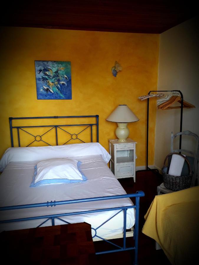 B&B Chez Annie Saint-Martin-de-Gurçon Dış mekan fotoğraf