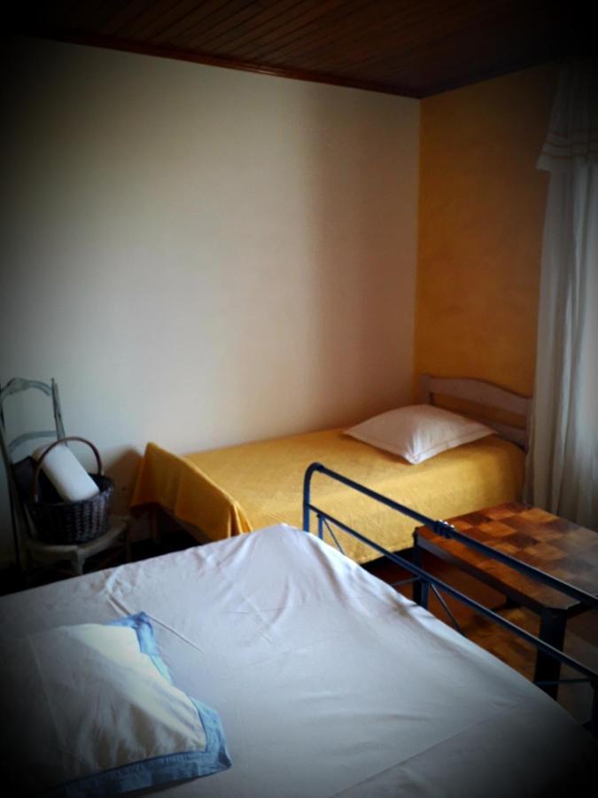 B&B Chez Annie Saint-Martin-de-Gurçon Dış mekan fotoğraf